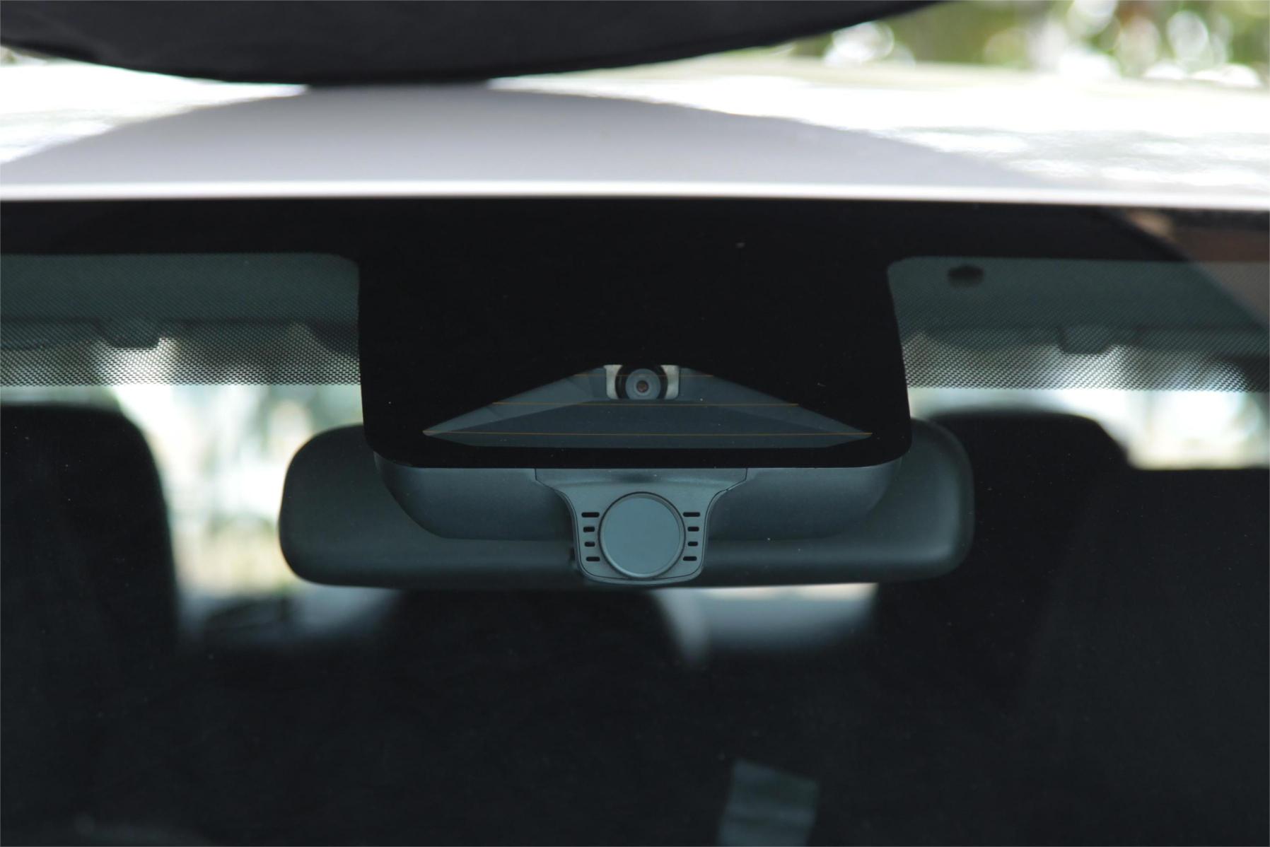 4K超清行车记录仪